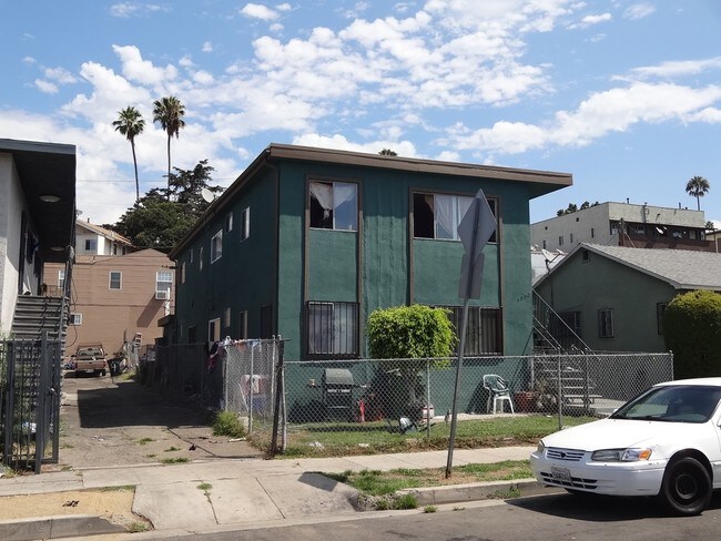 Building Photo - 3853 Montclair St