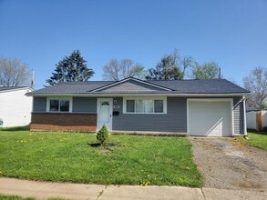 Building Photo - 5200 Mapleridge Dr