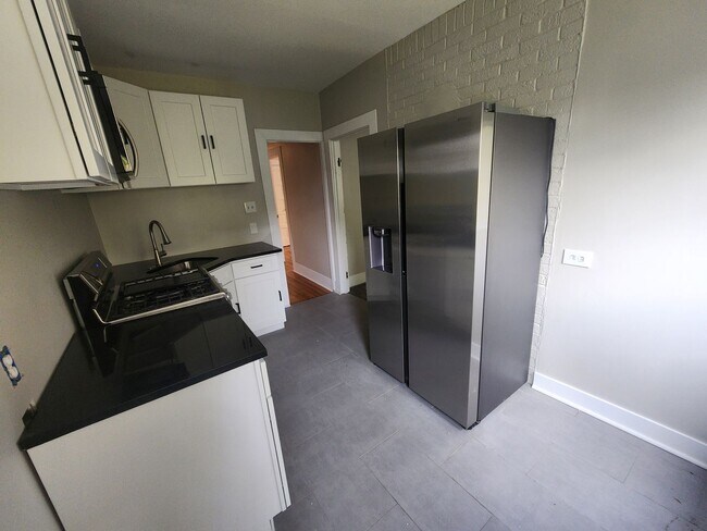 Foto del edificio - 469 Norton St