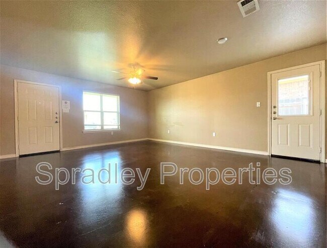Foto del edificio - 1571 Brady Wy