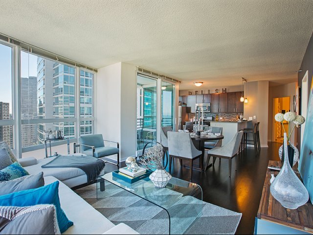 Foto principal - 600 N Fairbanks Ct