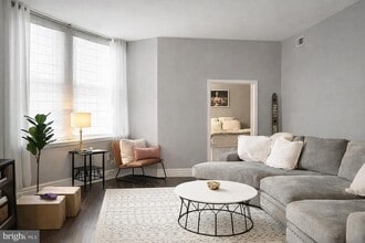 Building Photo - 1600 Arch St