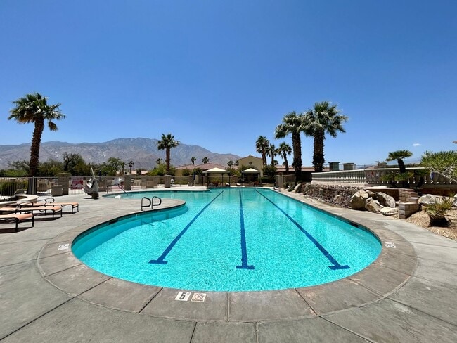 Building Photo - AVAILABLE NOW! Stunning 3-bedroom, 2-bathroom FURNITURE OPTIONAL home located in the beautiful 55...