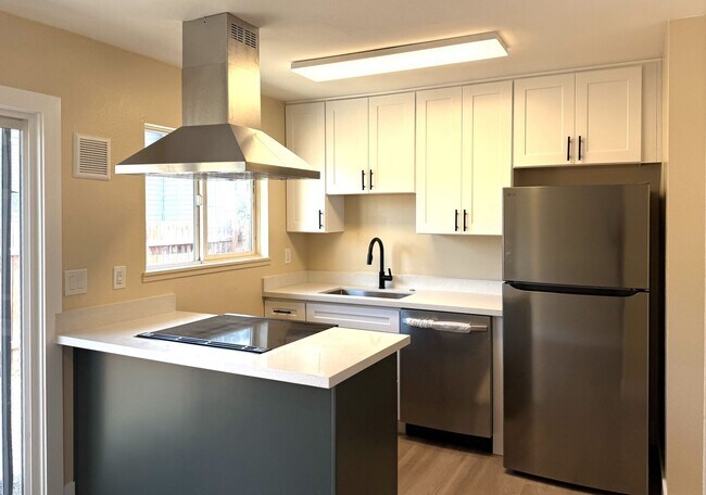 Foto del edificio - 7442 Marcrum Ave