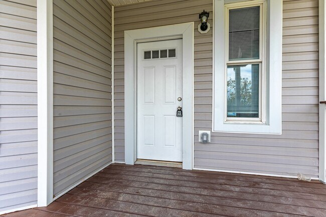 Foto del edificio - Spacious 6-Bedroom Home – Perfect for Large Families or Groups!