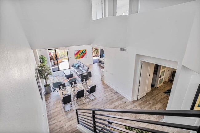 Building Photo - 19550 N Grayhawk Dr