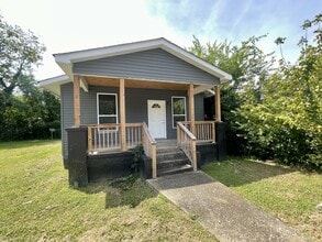 Building Photo - 1808 Citico Ave