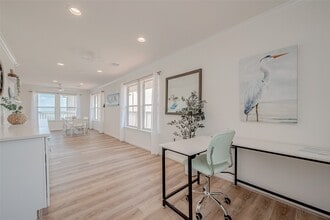 Building Photo - 510 Surf Oaks Dr