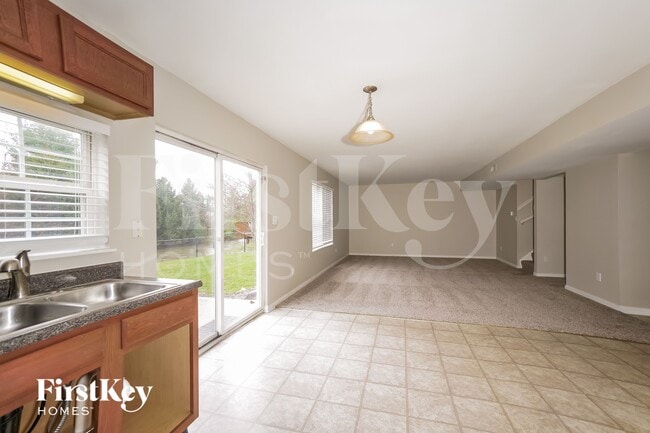 Building Photo - 6465 Matcumbe Way
