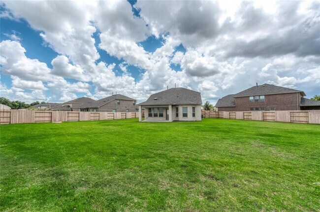 Building Photo - 4742 Tintagel Ln