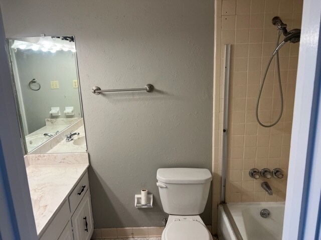 Foto del edificio - 8271 Farmington Dr E