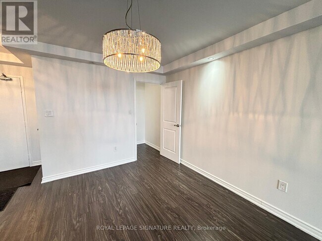 Photo du bâtiment - 812 Burnhamthorpe Rd