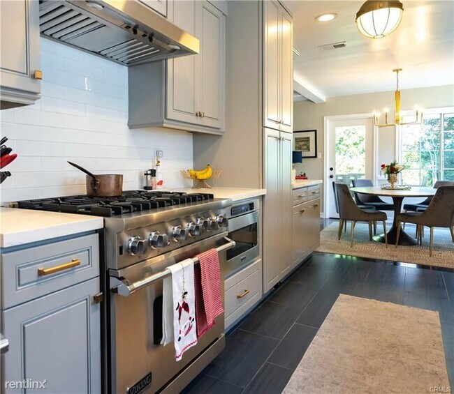 Foto del edificio - 3 br, 2 bath House - 13427 Cumpston St