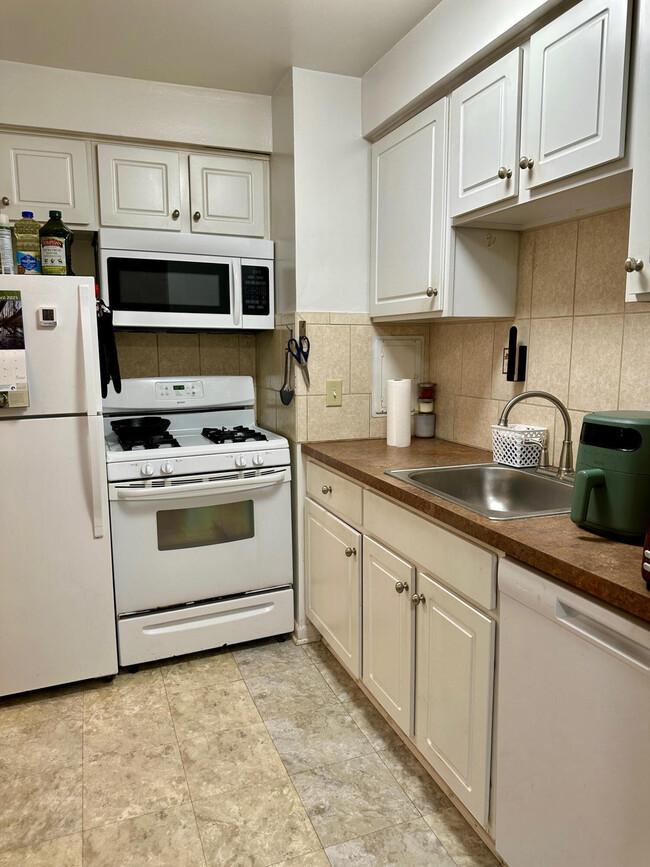 Foto del edificio - 1237 Island Dr