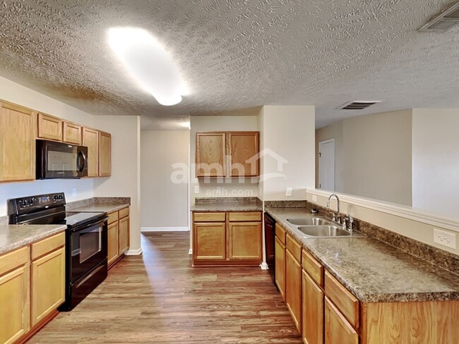 Building Photo - 1030 Fulman Road