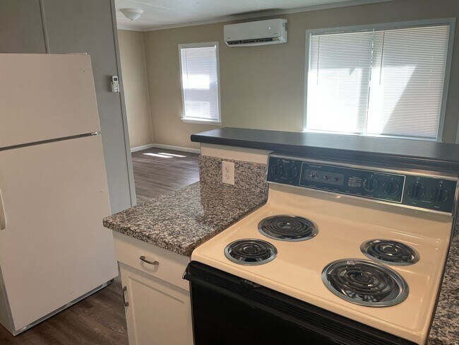 Foto del edificio - **MOVE-IN SPECIAL - $200 from 1st Month's ...