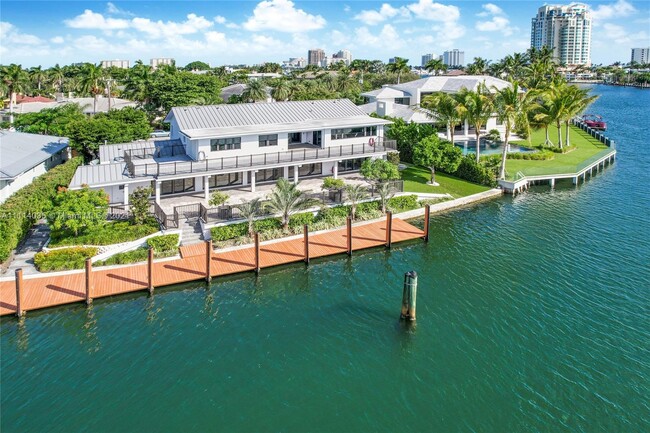 Building Photo - 48 Isla Bahia Dr