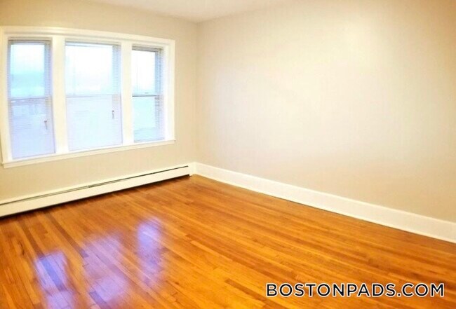 Foto del edificio - 167 N Common St
