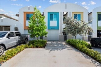 Building Photo - 6285 SW 47th Manor