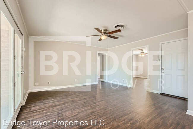 Foto del edificio - 3 br, 2 bath House - 1525 Bardfield Avenue