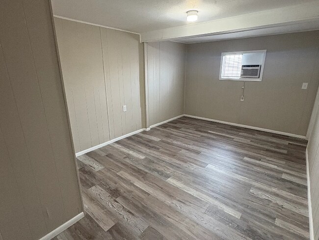 Foto del edificio - 1089 W Schafer Dr