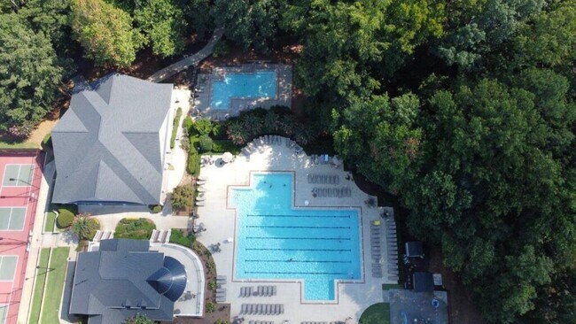 Foto del edificio - 2785 Northgate Way NW
