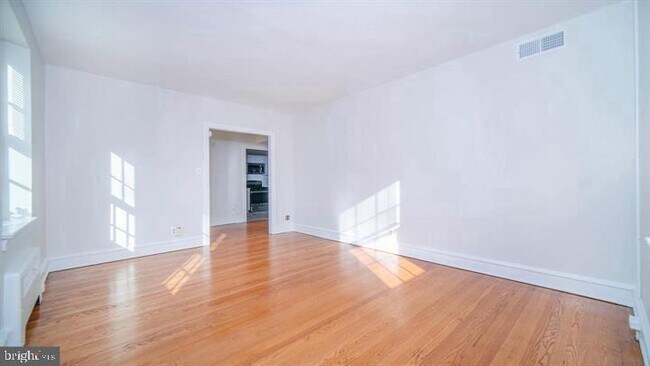 Foto del edificio - 711 N Broom St