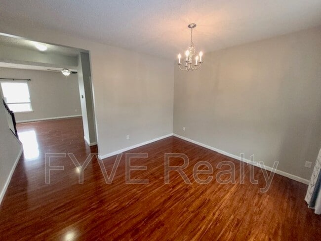 Building Photo - 2059 Matt Way