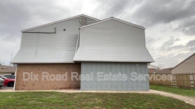 Building Photo - 410 Mars Dr