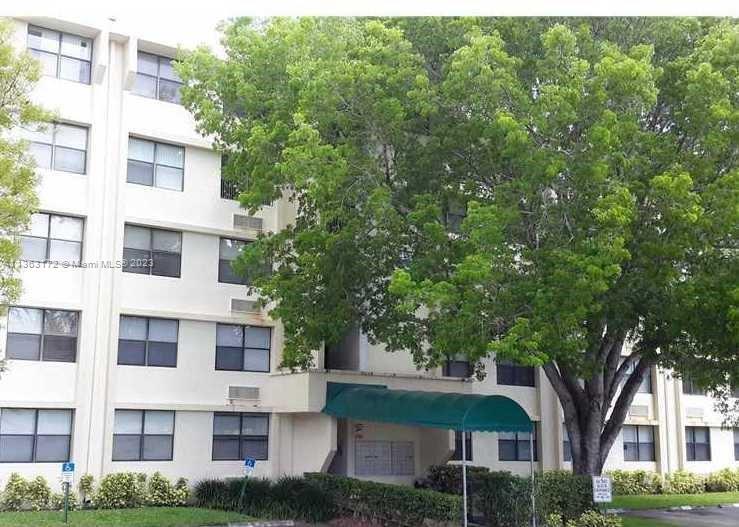 Primary Photo - 2401 Riverside Dr