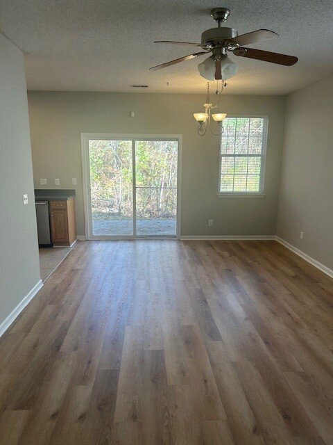 Building Photo - One Level Living