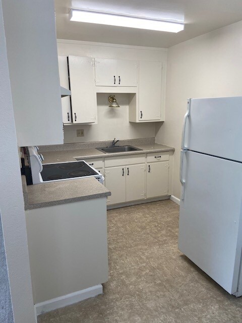 Foto principal - 2040 Stanton Ave
