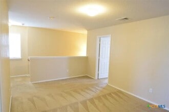 Building Photo - 108 W Gemini Ln