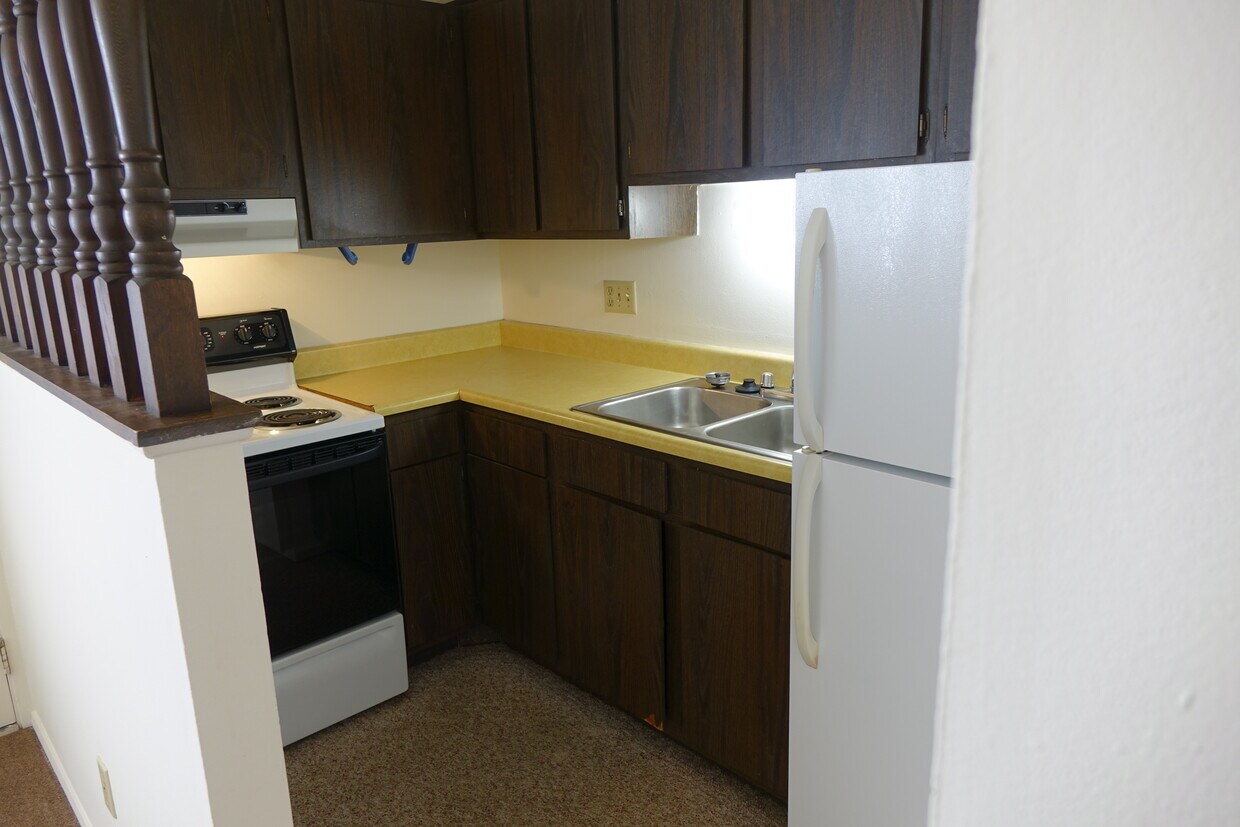 Kitchen - 150 Northwood St