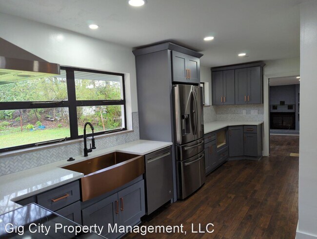 Foto del edificio - 3 br, 2 bath House - 205 Belvoir