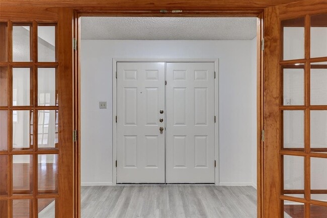 Foto del edificio - 10401 Wagon Gap Dr