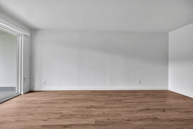 Foto del edificio - Newly Renovated Apartment!