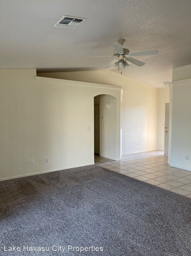 Building Photo - 3 br, 2 bath House - 3375 Fountain Palm Drive