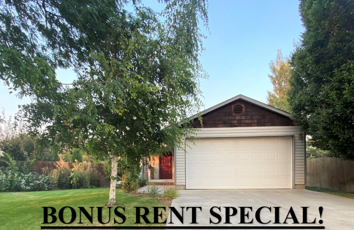 Foto principal - BONUS RENT SPECIAL! 3 Bed on Cul-de-sac wi...