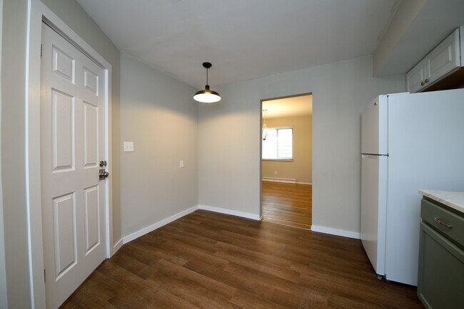Large enough to use as eat in kitchen or have an island - 1791 Cromwell Dr