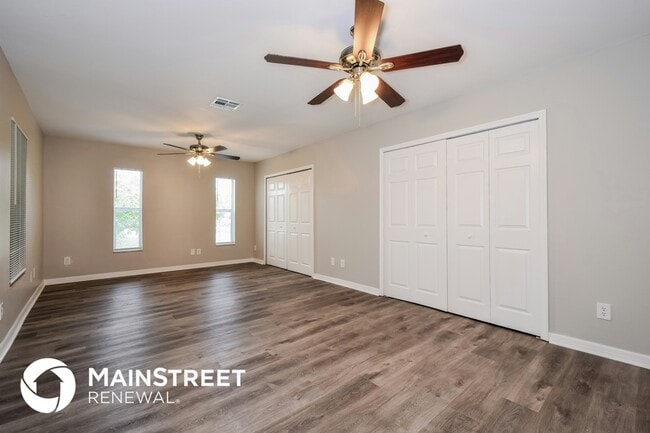 Foto del edificio - 814 Crystal Ave