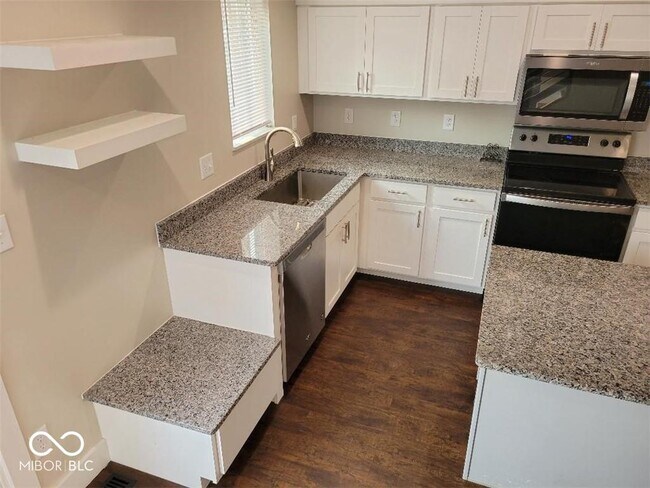 Foto del edificio - 4969 W 16th St