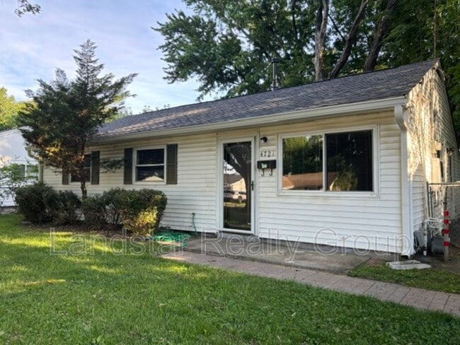 Building Photo - 4721 Granada Dr