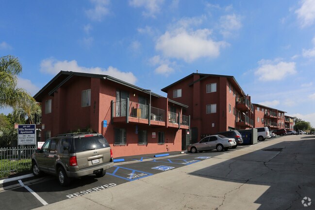 Villa Hermosa Apartments San Diego, CA