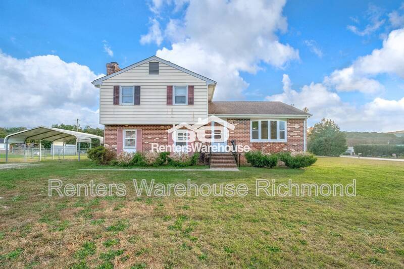 Primary Photo - 25801 Tanglewood Dr