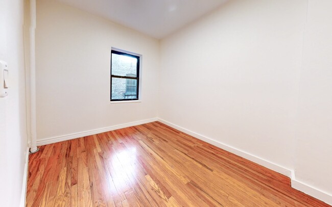 Building Photo - West 147th Street