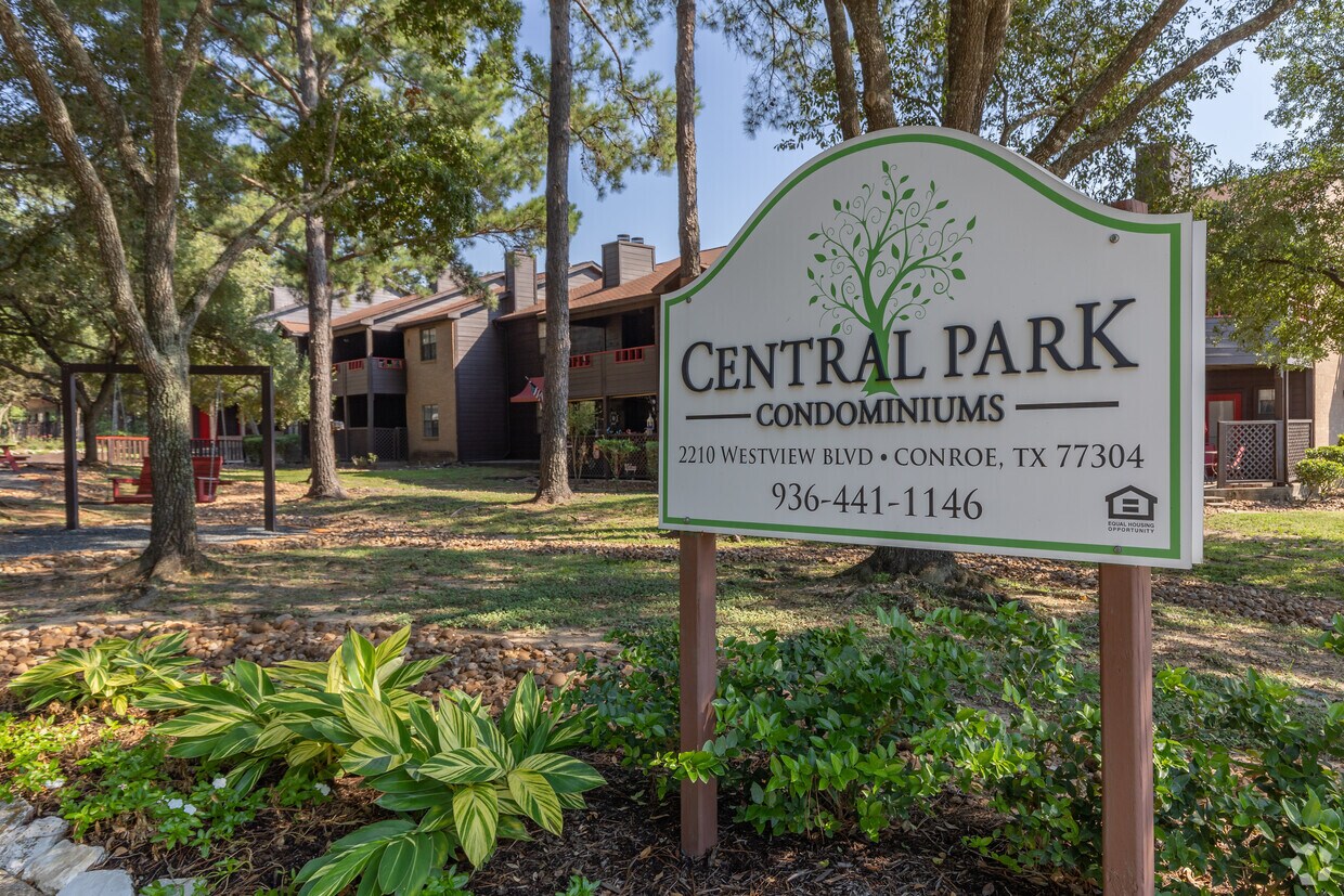 Central Park Condos Apartments 2210 Westview Blvd Conroe, TX