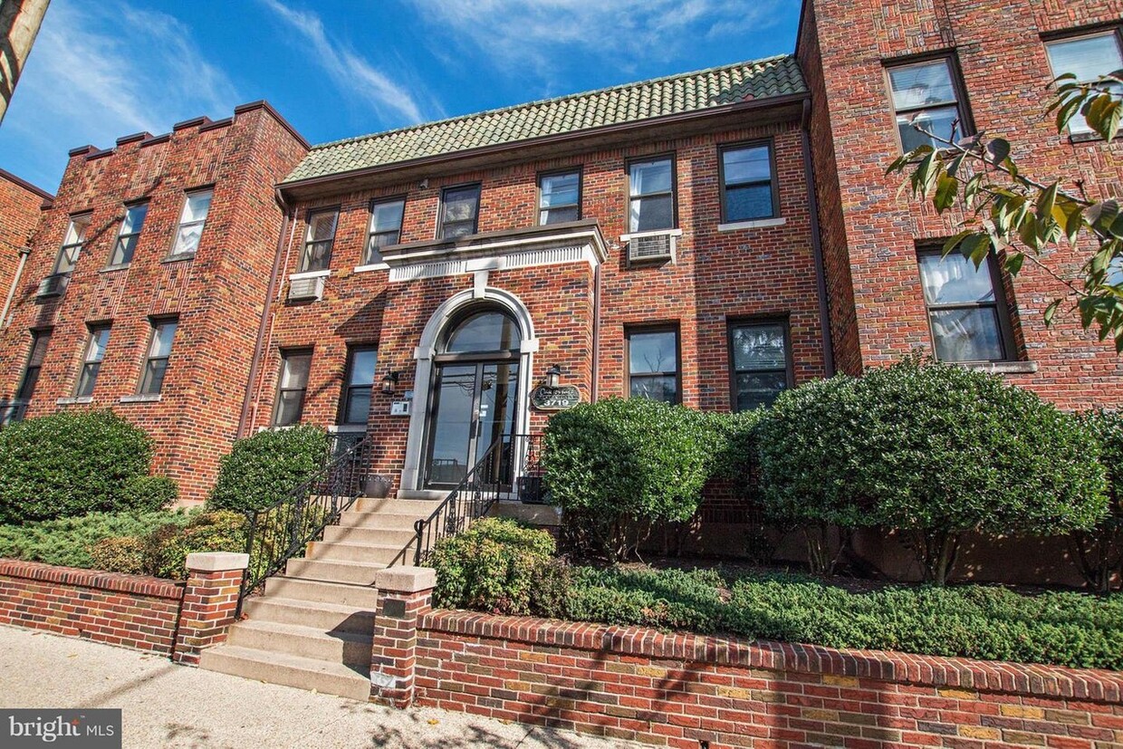 Building entrance with keyless entry - 3719 12th St NE