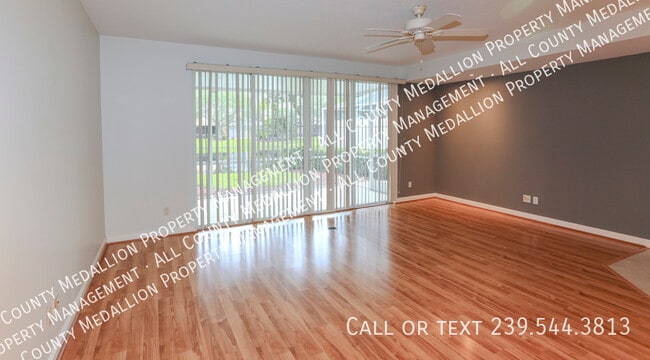 Building Photo - 5823 Cove Cir