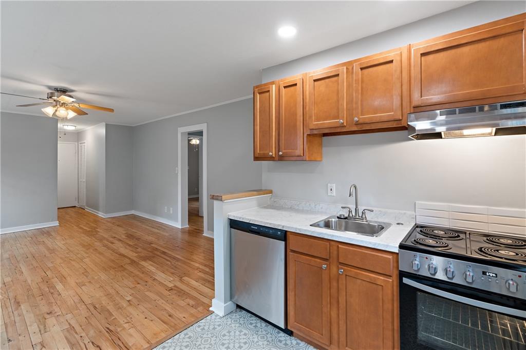 838 Thorn St, Sewickley, PA 15143 Condo for Rent in Sewickley, PA